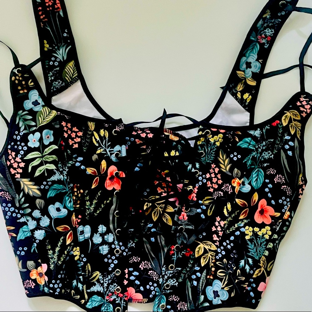 Size S/M Floral Bustier Top